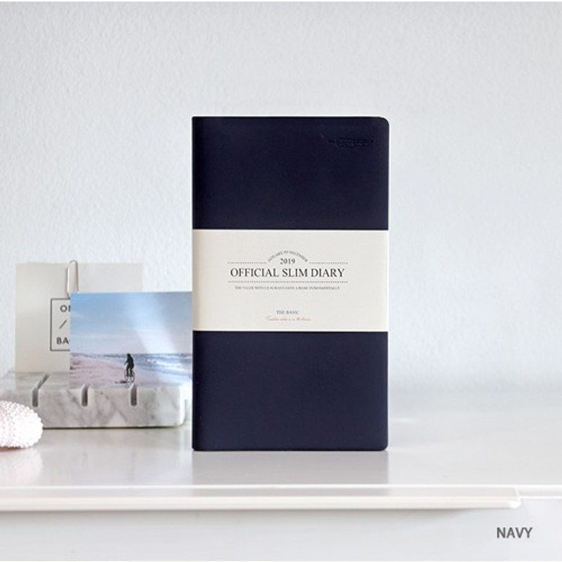 Navy - The Basic official slim undated weekly diary
