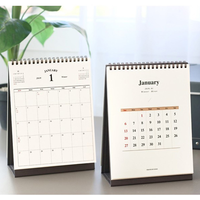 2019 Simple desk scheduler calendar