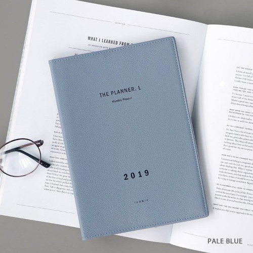 Pale blue - 2019 Simple Large dated monthly planner
