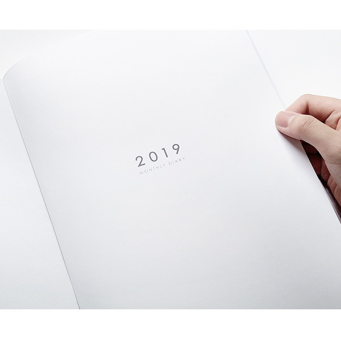Intro - 2019 Simple and dot A4 size dated monthly planner