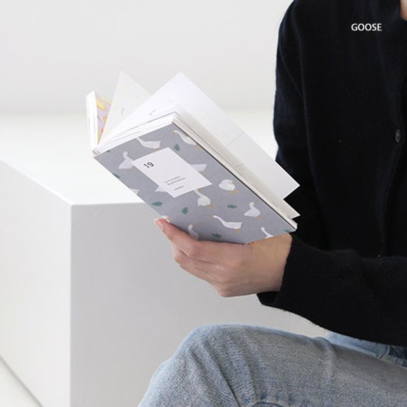 Goose - 2019 Lovable small dated weekly planner Goose - 2019 Lovable small dated weekly planner