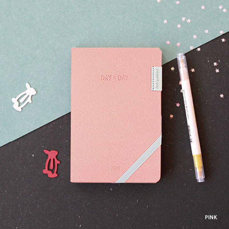 Pink - 2019 Day by Day small dated weekly diary Pink - 2019 Day by Day small dated weekly diary