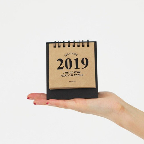 Kraft - 2019 Classic small spiral bound desk flip calendar