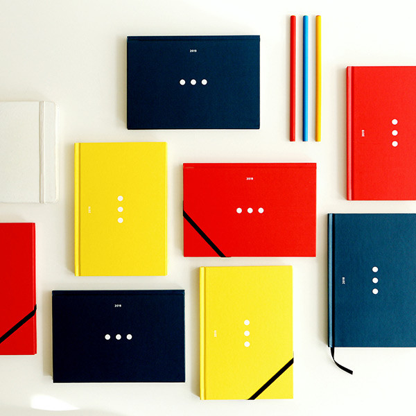 2019 Dot point dated weekly diary planner 