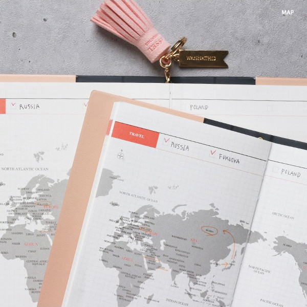 Map - 2019 Votre speciale medium dated weekly agenda with tassel