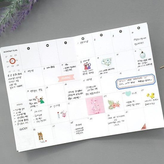 Monthly plan - 12 Months A6 size undated monthly scheduler