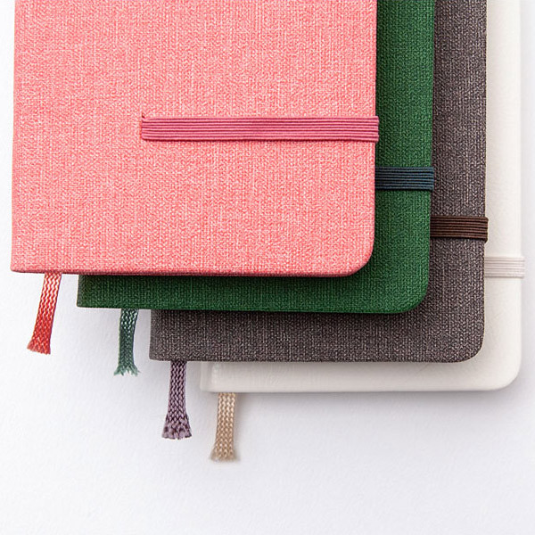 Ribbon bookmark, Elastic band closure