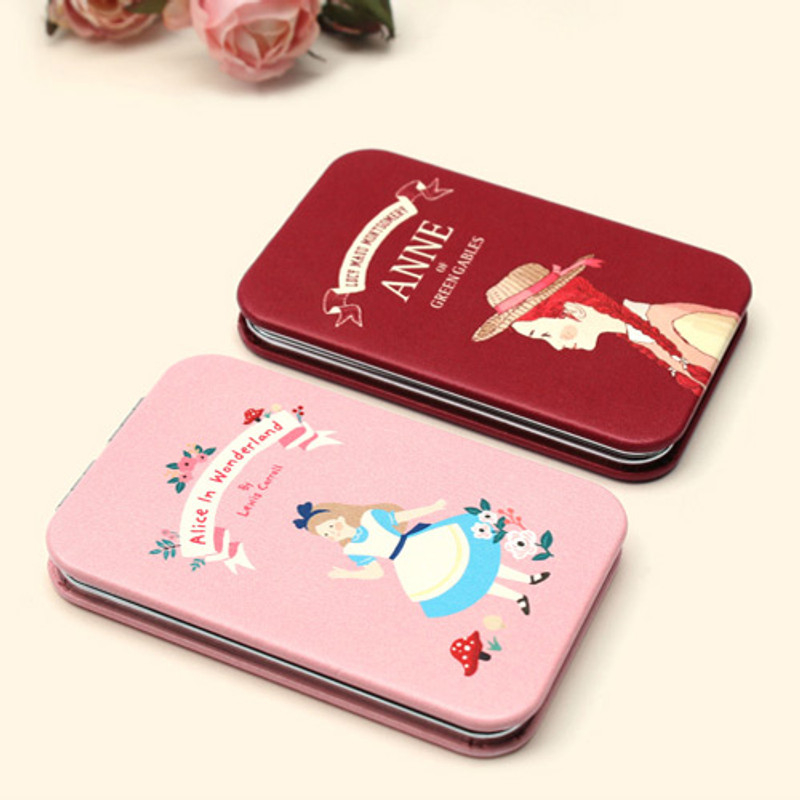 Bookfriends World literature folding hand mirror Bookfriends World literature folding hand mirror