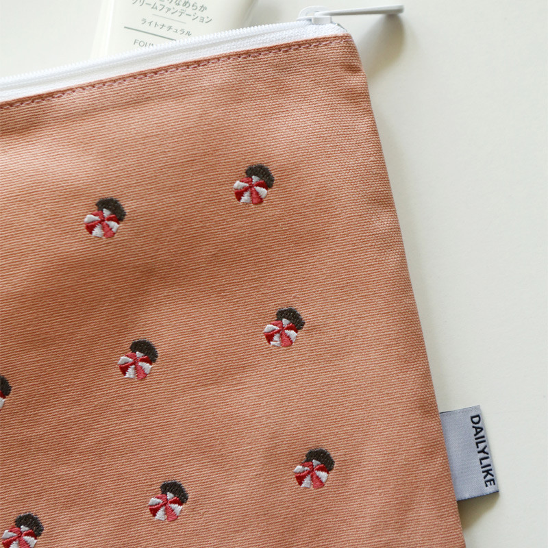 Dailylike Embroidery rectangle fabric zipper pouch - Parasol
