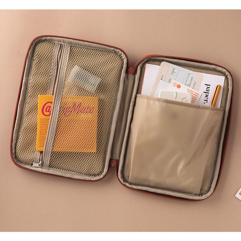 Composition - A low hill basic pocket book reader diary pouch case ver5