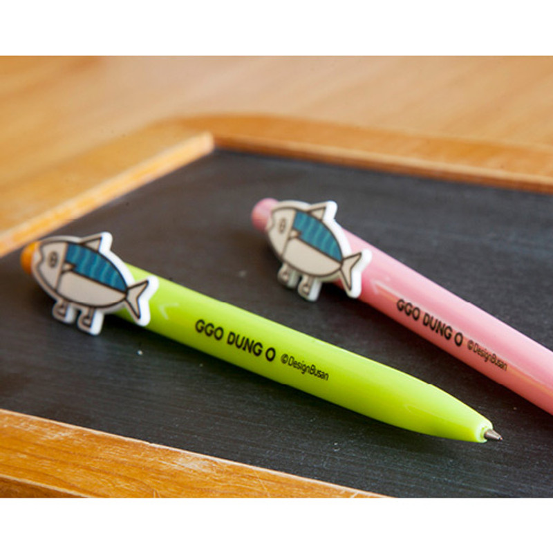 Detail of Ggo deung o clip black ballpoint pen 0.7mm 