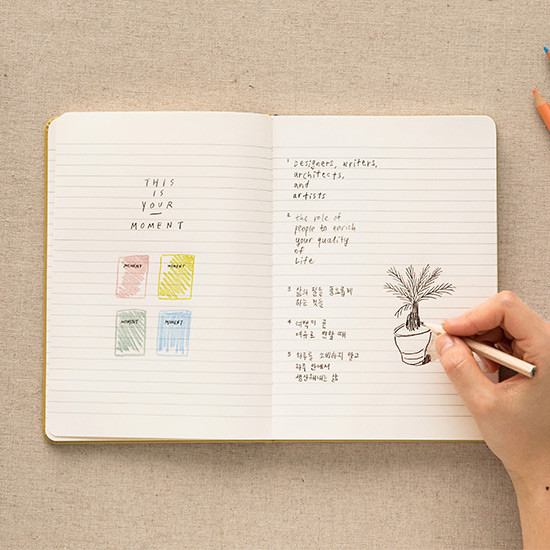 Example of use - Livework Moment large lined notebook ver3