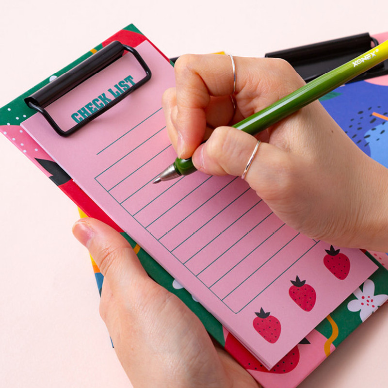 Example of use - Ardium Fruit checklist to do list memo notepad Example of use - Ardium Fruit checklist to do list memo notepad