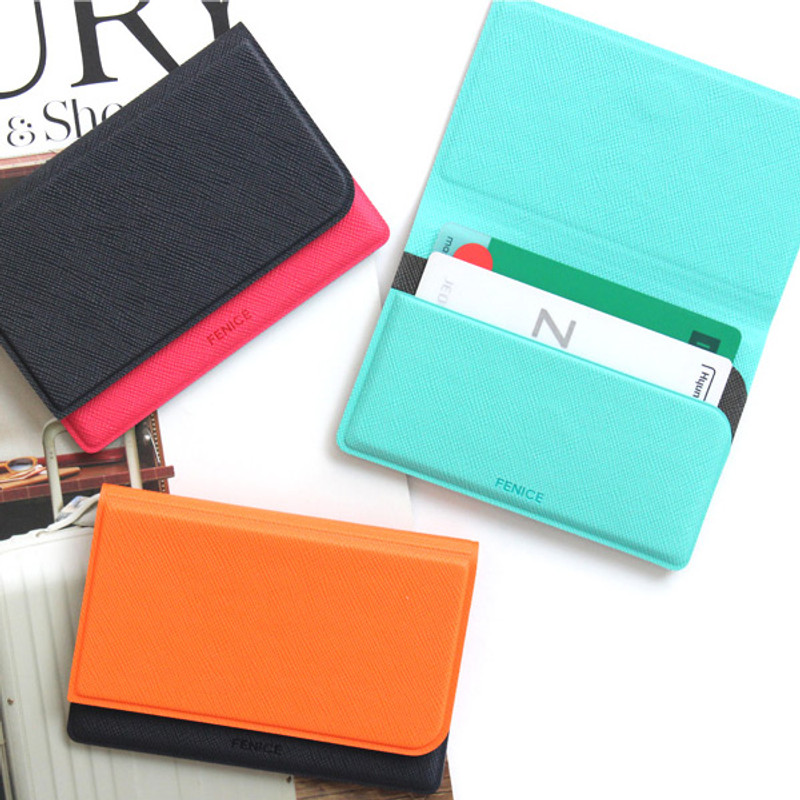 Example of use - Fenice Premium business PU cover card case pocket Example of use - Fenice Premium business PU cover card case pocket