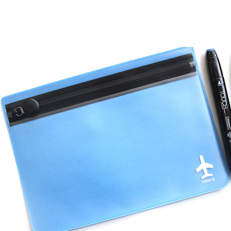 Example of use - Fenice Travel waterproof translucent zip pouch