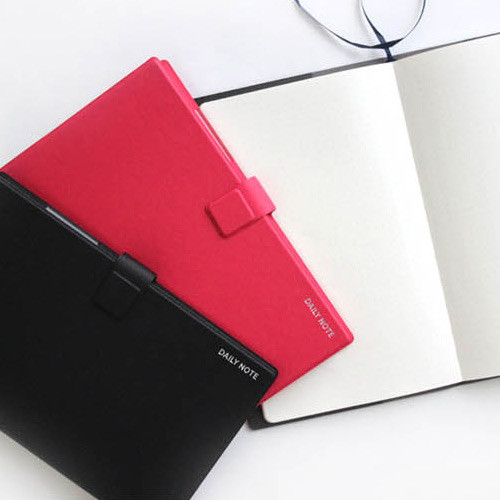 Example of use - Fenice Premium business PU cover medium dotted notebook