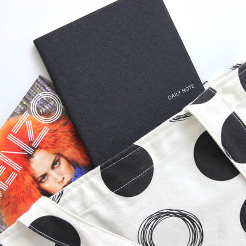 Example of use - Fenice Premium business PU soft cover small dotted notebook