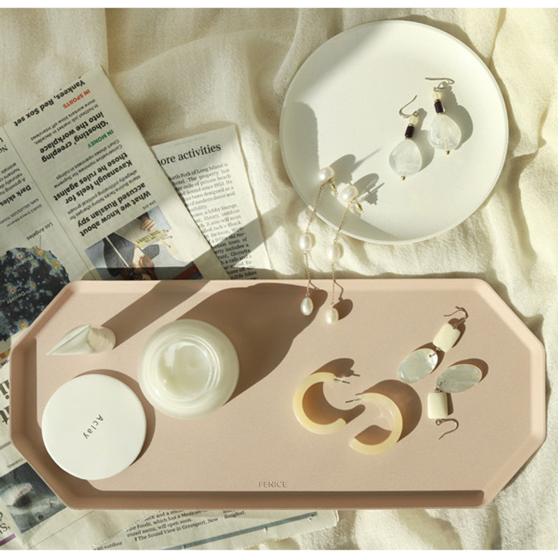 Example of use - Fenice Premium PU leather decorative serving octagon tray