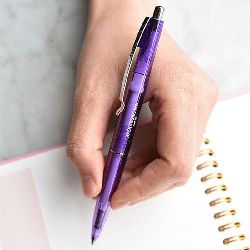 Example of use - Play obje Arch stroke 1mm black ballpoint pen