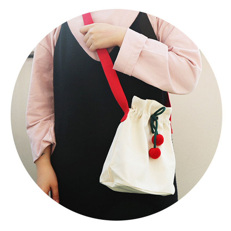 Ivory - ROMANE Cherry cotton crossbody bucket bag