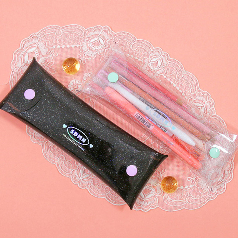Example of use - Second Mansion Moonlight twinkle folding pencil case pouch