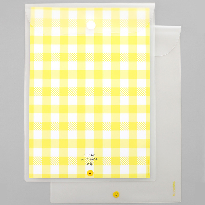 Example of use - 2NUL Smile A4 size clear snap file folder case pouch