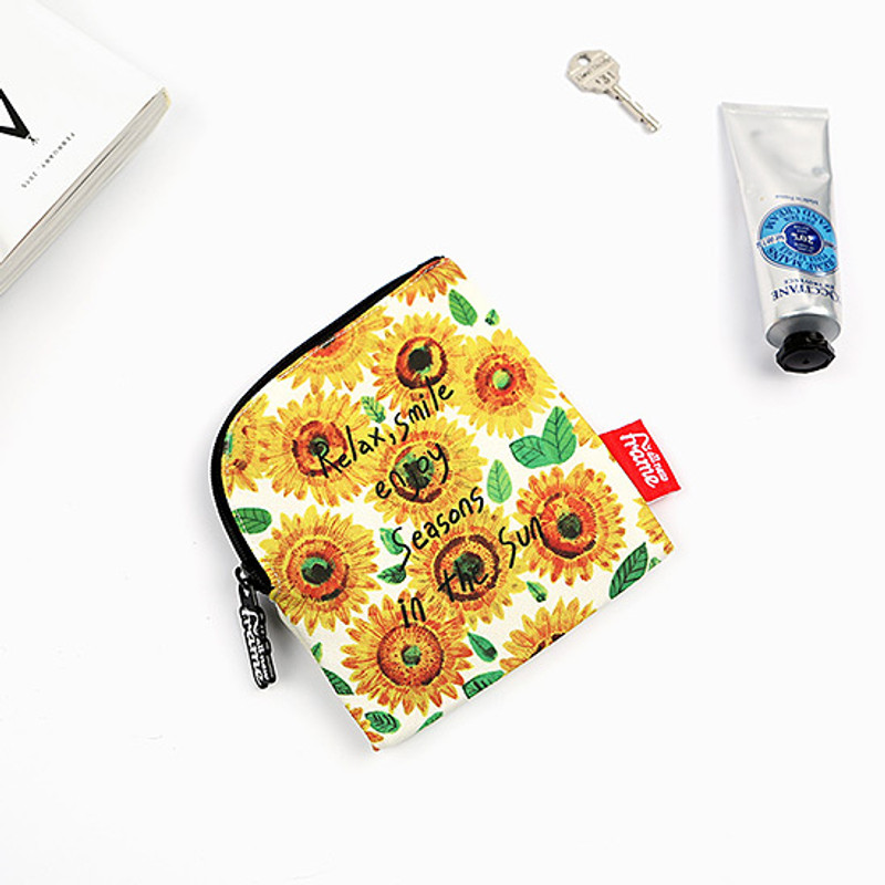 All new frame B collection mini zipper pouch All new frame B collection mini zipper pouch