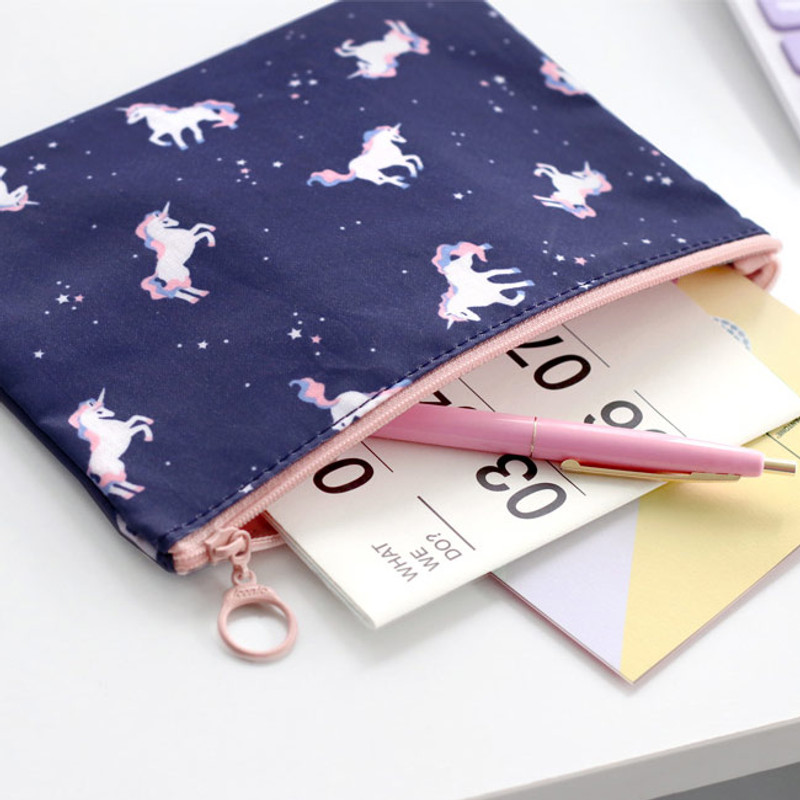 Example of use - ICONIC Comely water resistant medium flat pouch bag 