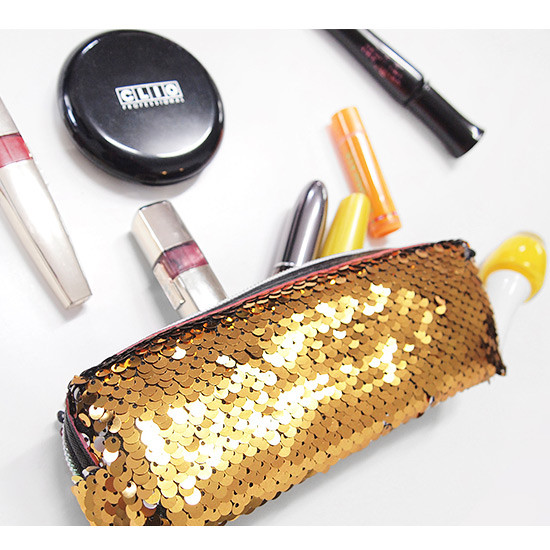 Example of use - 2young Shiny spangle zipper pencil case pouch