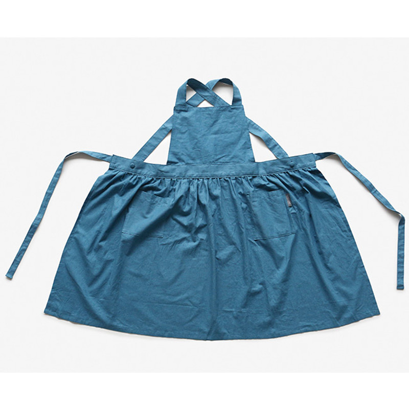 Dailylike Midnight blue frill linen cross back apron Dailylike Midnight blue frill linen cross back apron