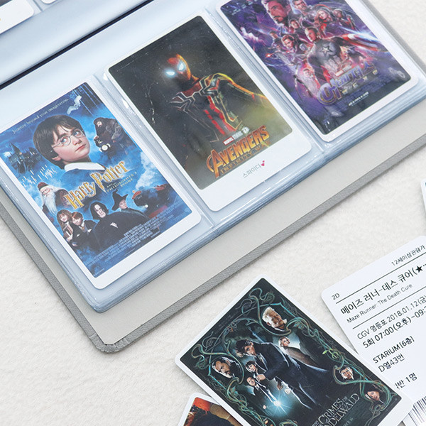 Example of use - Indigo Daily slip in 84 pockets name card album