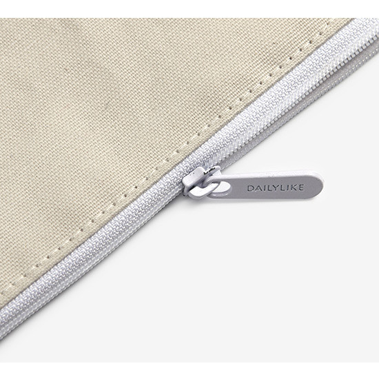 zipper pouch - Dailylike Embroidery rectangle fabric zipper pouch - Face