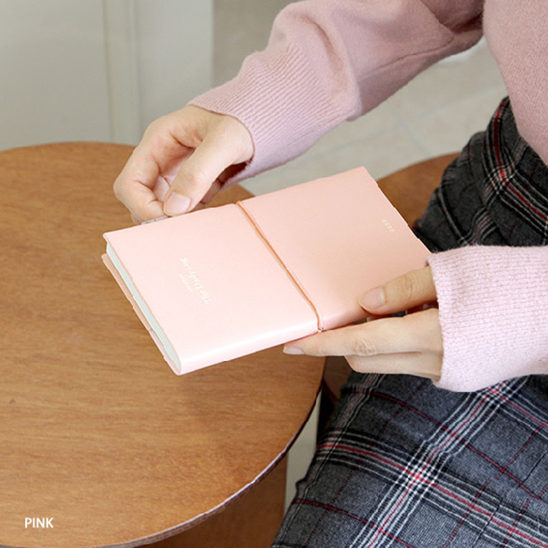 Pink -  GMZ 2020 The daily log small dated weekly diary planner Pink -  GMZ 2020 The daily log small dated weekly diary planner