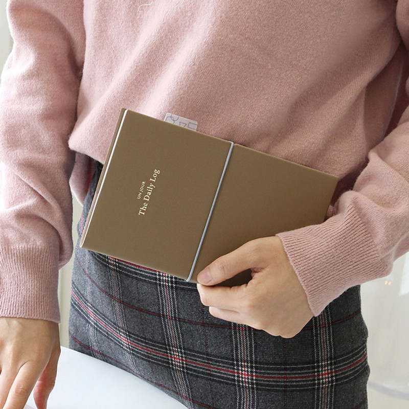 GMZ 2020 The daily log medium dated weekly diary planner