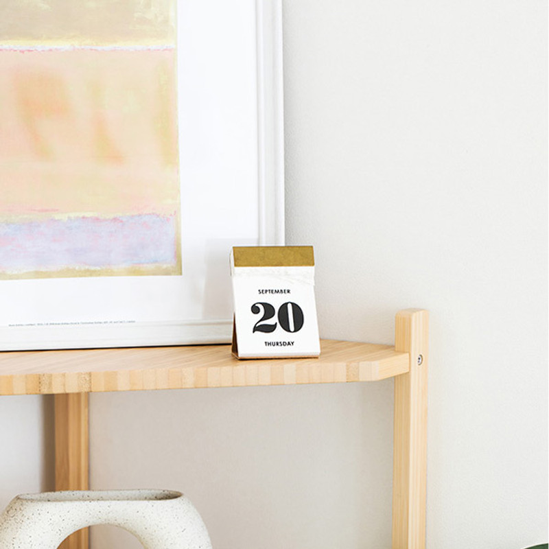  Usage example - Livework 2020 Every day small tear off desk calendar