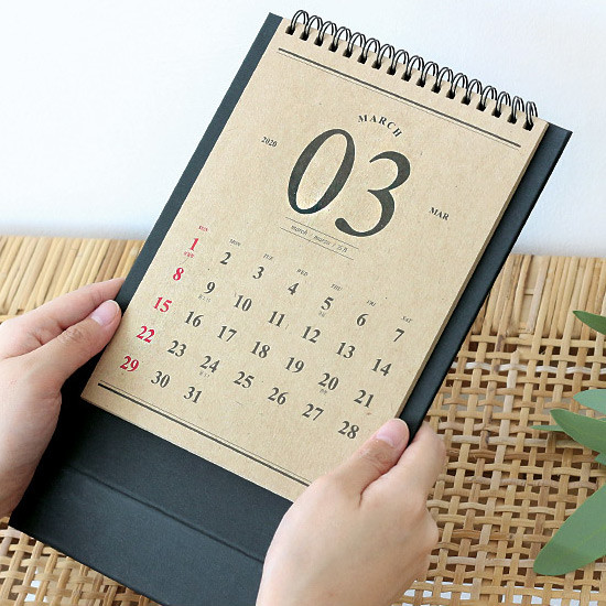 Wanna This 2020 Classic stand up desk flip calendar