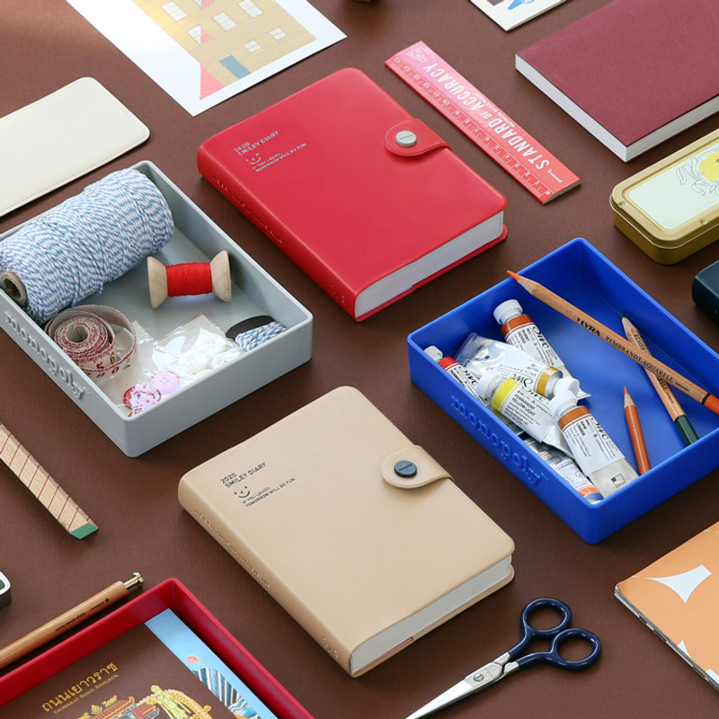 Comes with tray - 2020 Smiley dated daily diary with tray