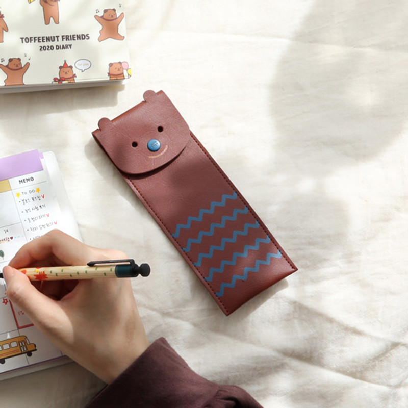 Monopoly Toffeenut pen case with elastic band holder Monopoly Toffeenut pen case with elastic band holder