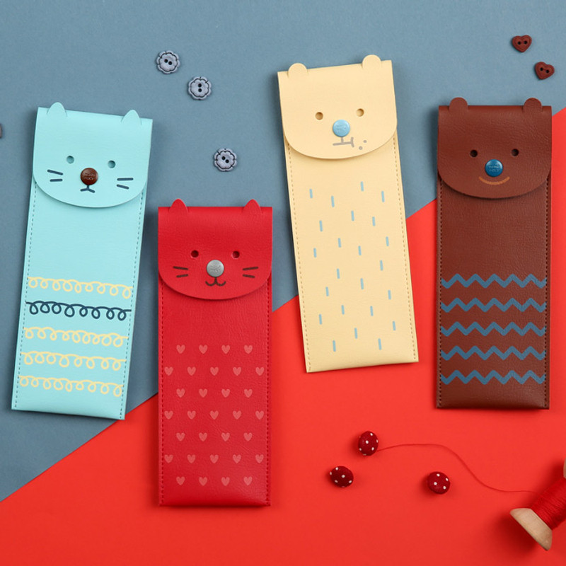 Monopoly Toffeenut pen case with elastic band holder Monopoly Toffeenut pen case with elastic band holder