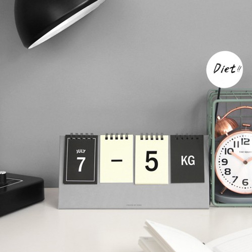 Iconic Simple flip perpetual standing desk calendar fallindesign