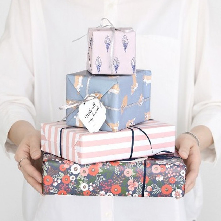 wrapping paper set