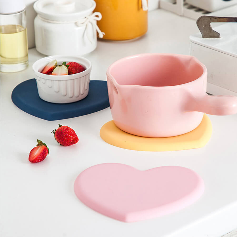 Brisk Style Heart Shaped Silicone Trivet: Cute & Functional