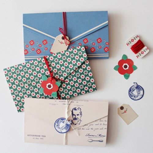 Letter card with label and string