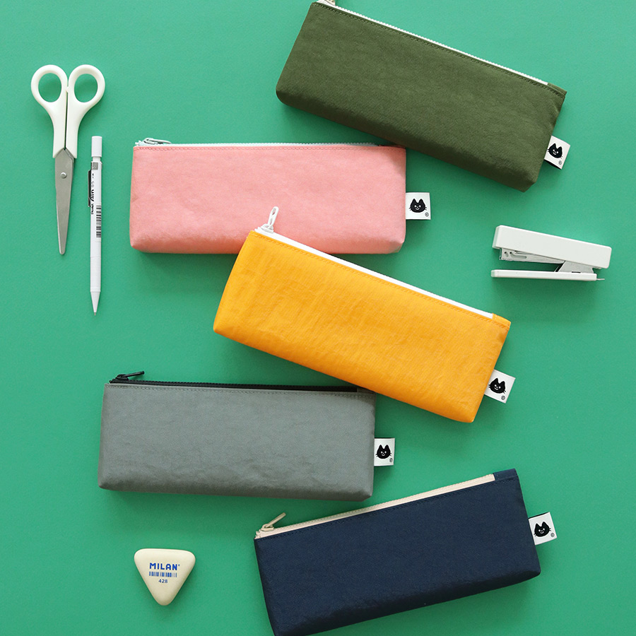 Indigo Mungunyang flat zipper pencil case