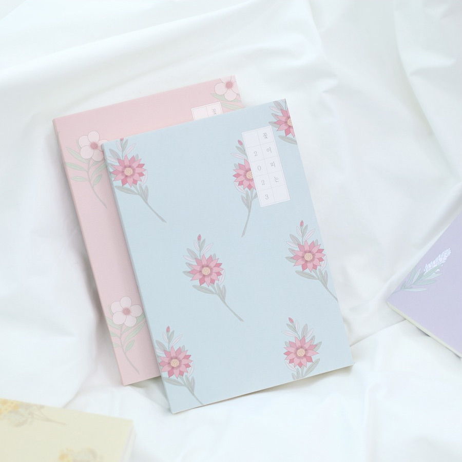 3AL 2023 Flower Blossom Dated Weekly Planner Diary