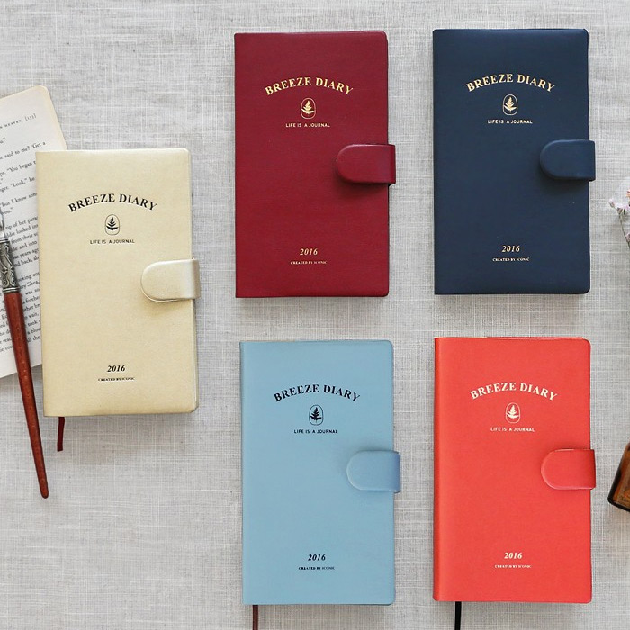 2016 Iconic Life is a journal breeze dated diary scheduler