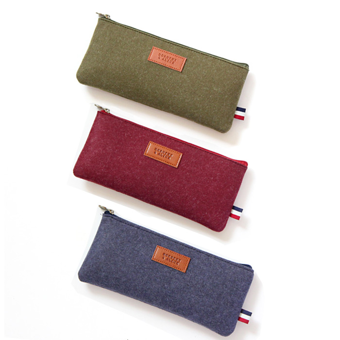 Minibus Dorothy and alice felt zipper pouch S