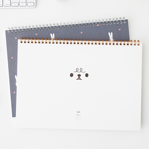 2017 Livework Piyo dated monthly desk scheduler