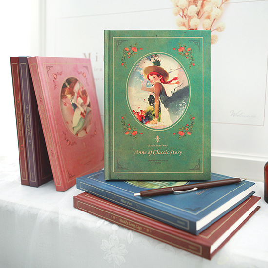 Classic stroy hard cover lined and plain notebook