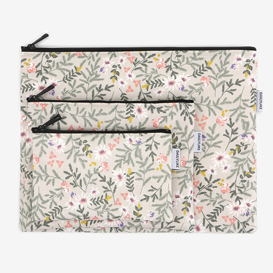 Laminated cotton fabric zipper pouch - Kaya